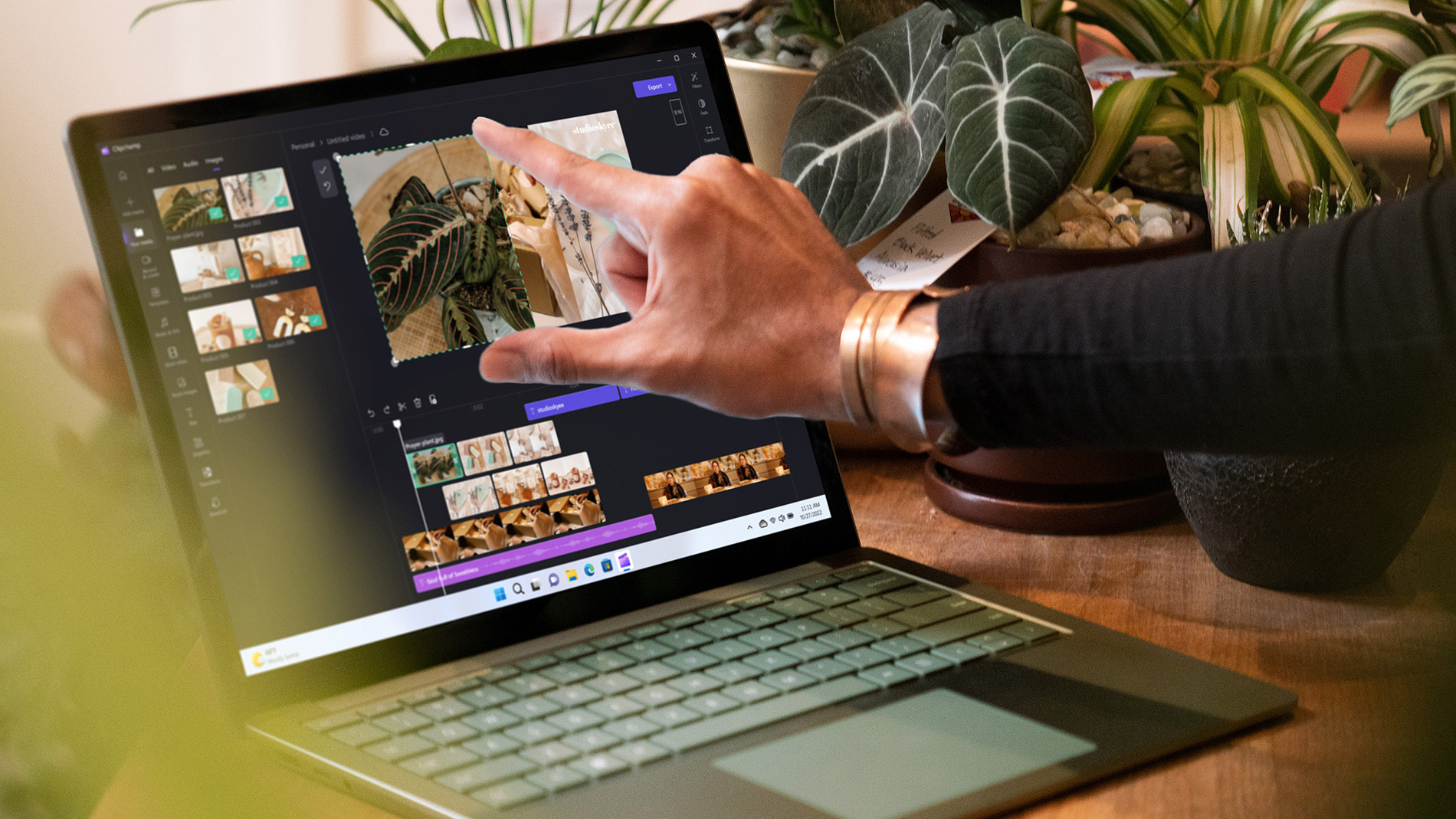 Apple's Touchscreen MacBook: A Late but Expected Arrival