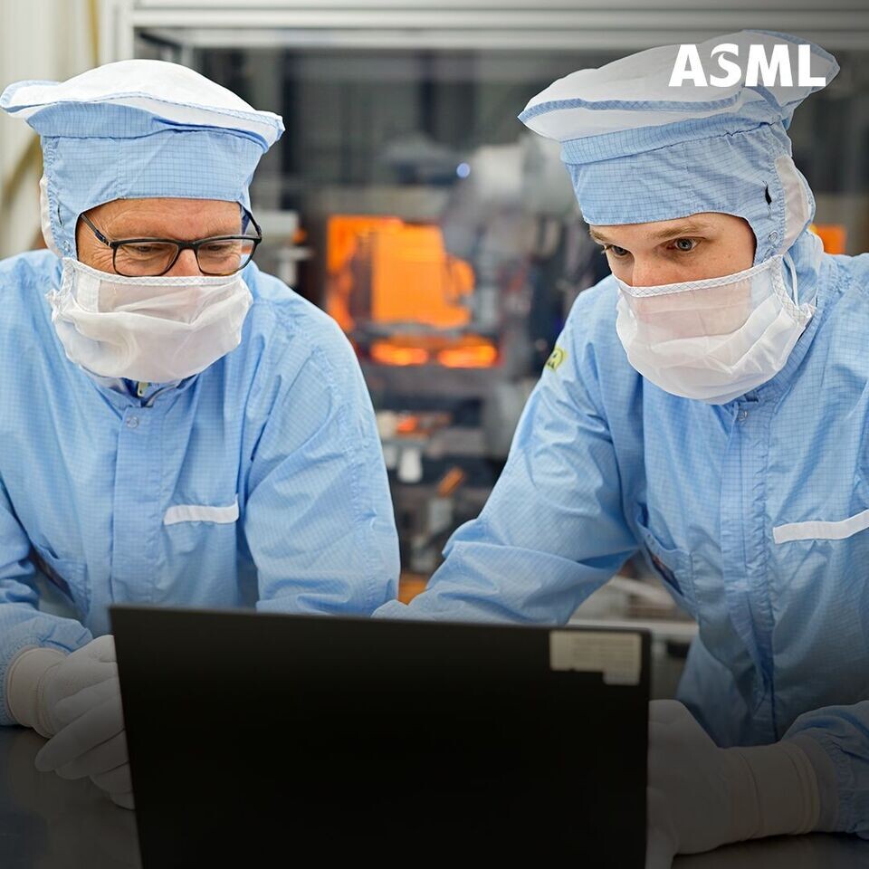 <strong>ASML’s 1,000W EUV Breakthrough Could Redefine Chip Manufacturing by 2030</strong>