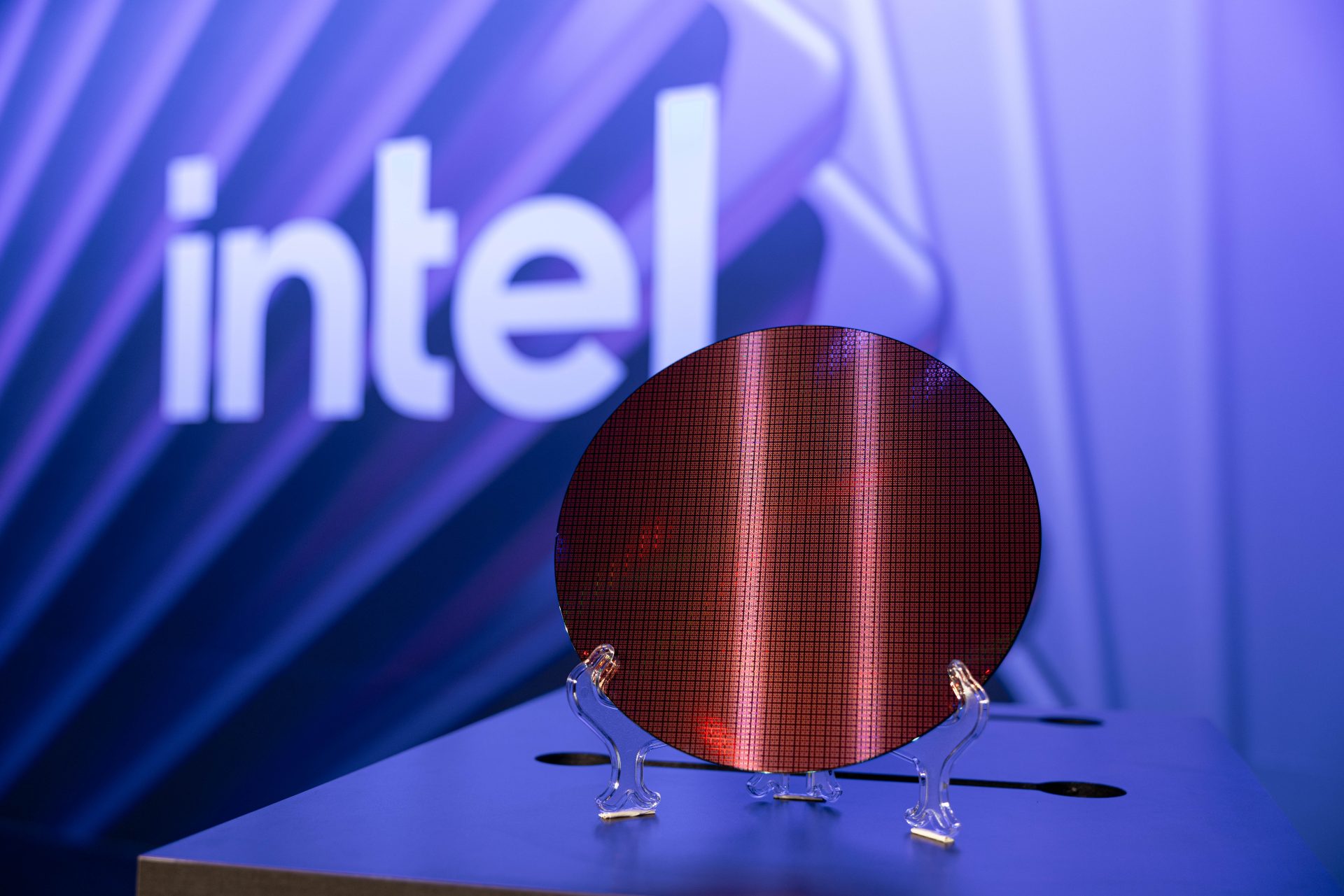 Intel's 18A-P Process: A Closer Look at Speed, Thermal Efficiency, and Foundry Strategy