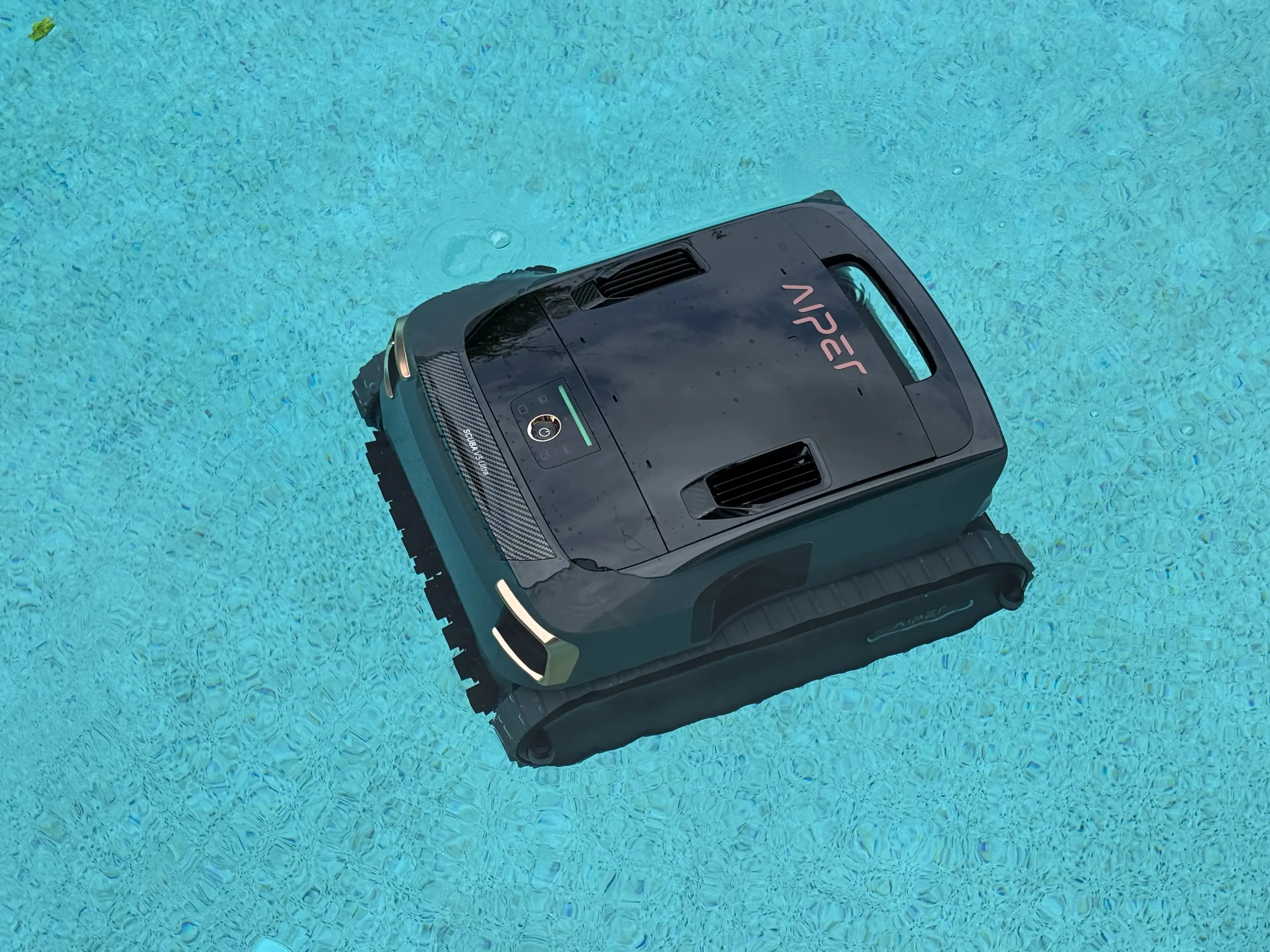 Aiper's SCUBA V3 Ultra: Power and AI, but at a cost