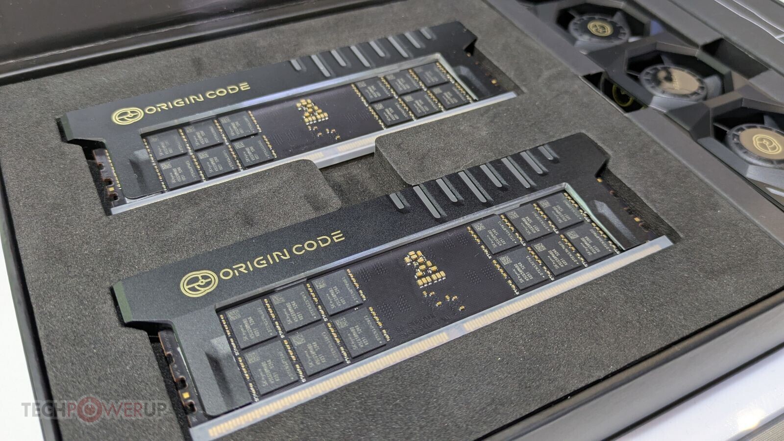 Biwin's New DDR5 Memory and SSD Tech: A Closer Look at Performance and Potential