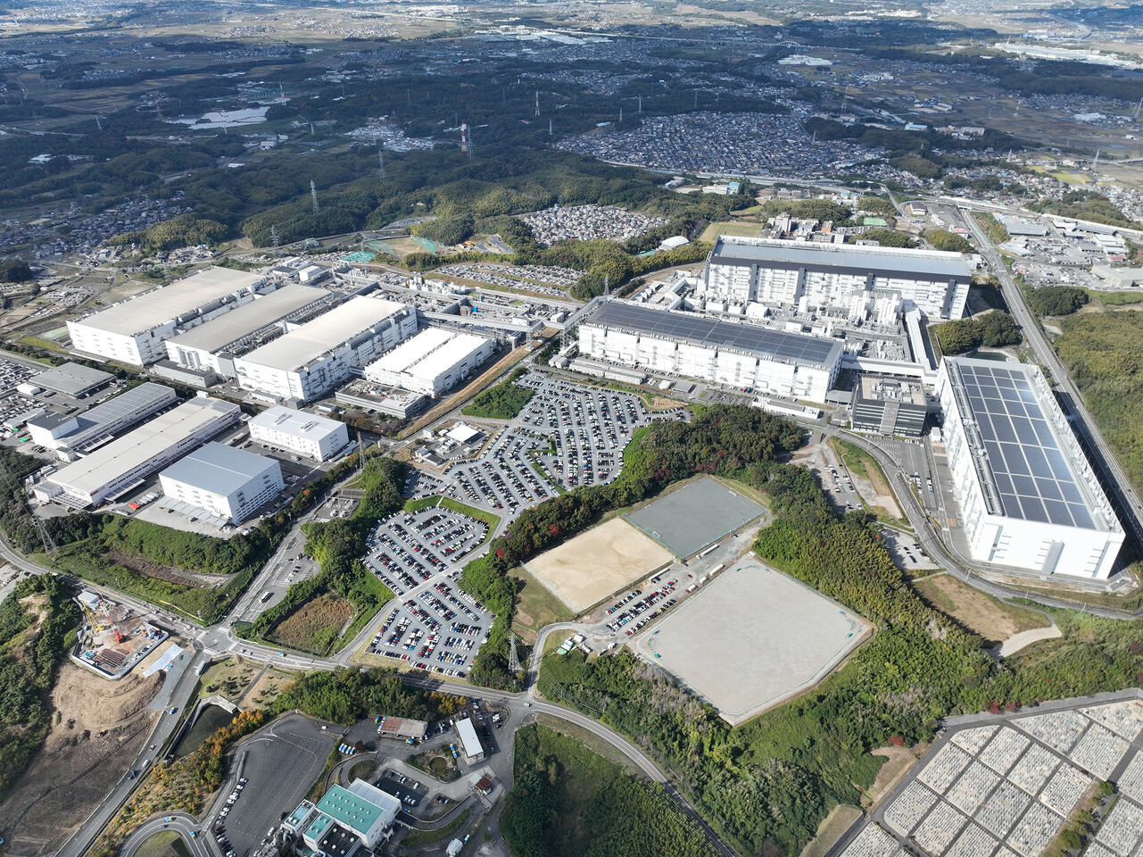 Kioxia and Sandisk Lock in Decade-Long Flash Memory Alliance, Extending Yokkaichi Partnership to 2034