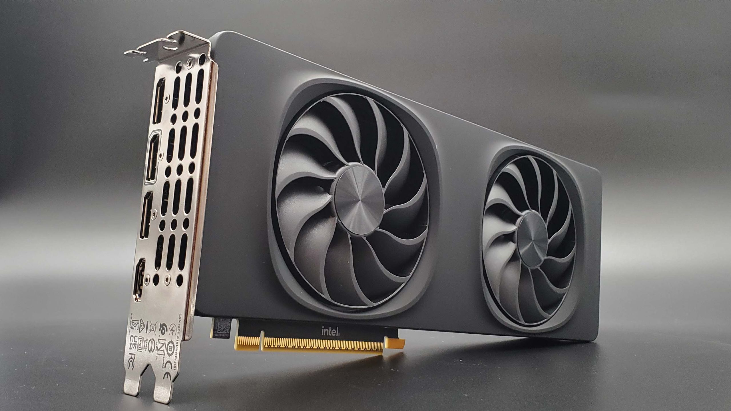 Intel’s XeSS 3 and Multi-Frame Generation Now Accessible on Older GPUs—With a Simple Driver Trick