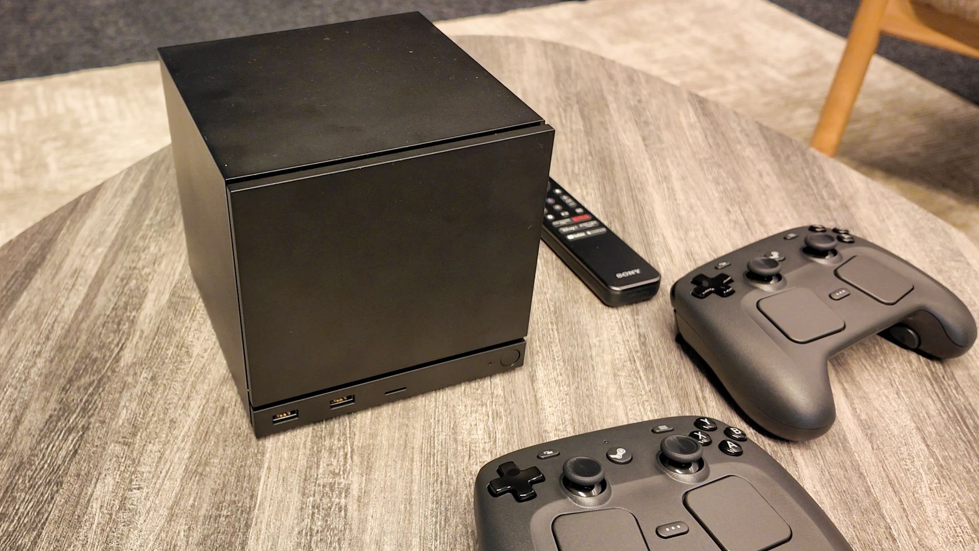 Valve’s Steam Machine: A 4K-Ready Living Room PC with Customizable Designs