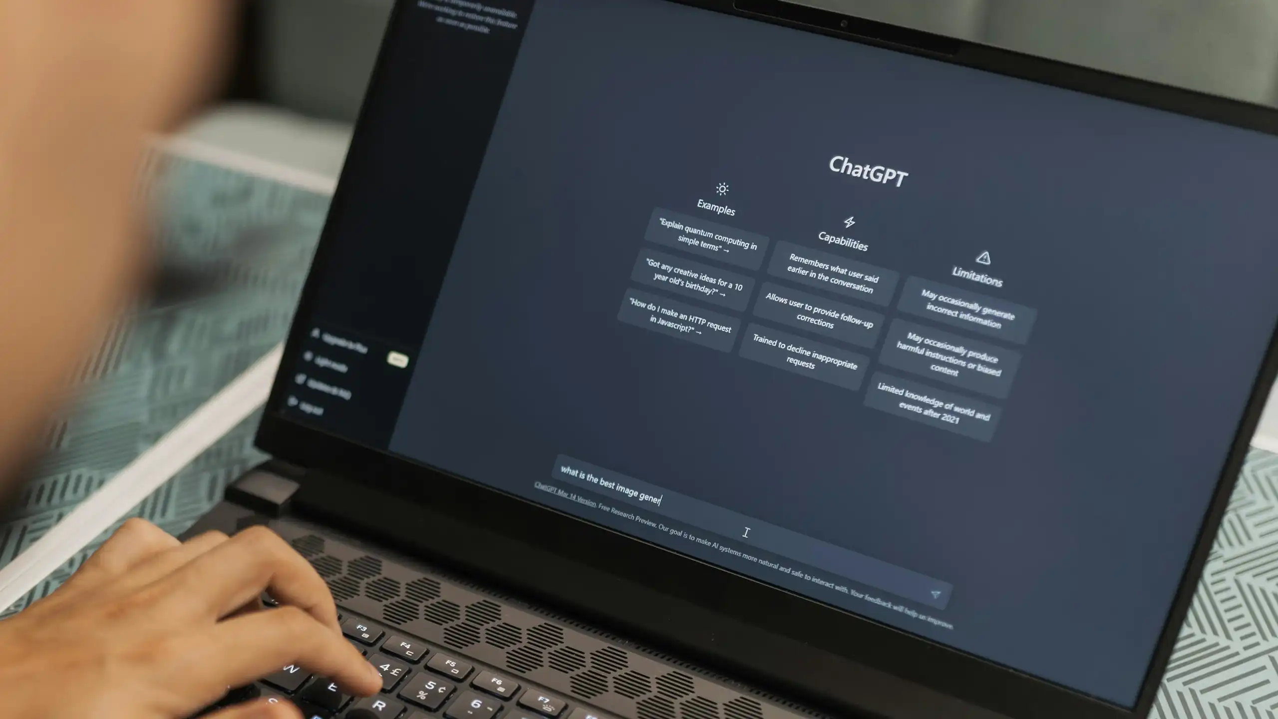 Strategic AI prompting: balancing analysis to retain control