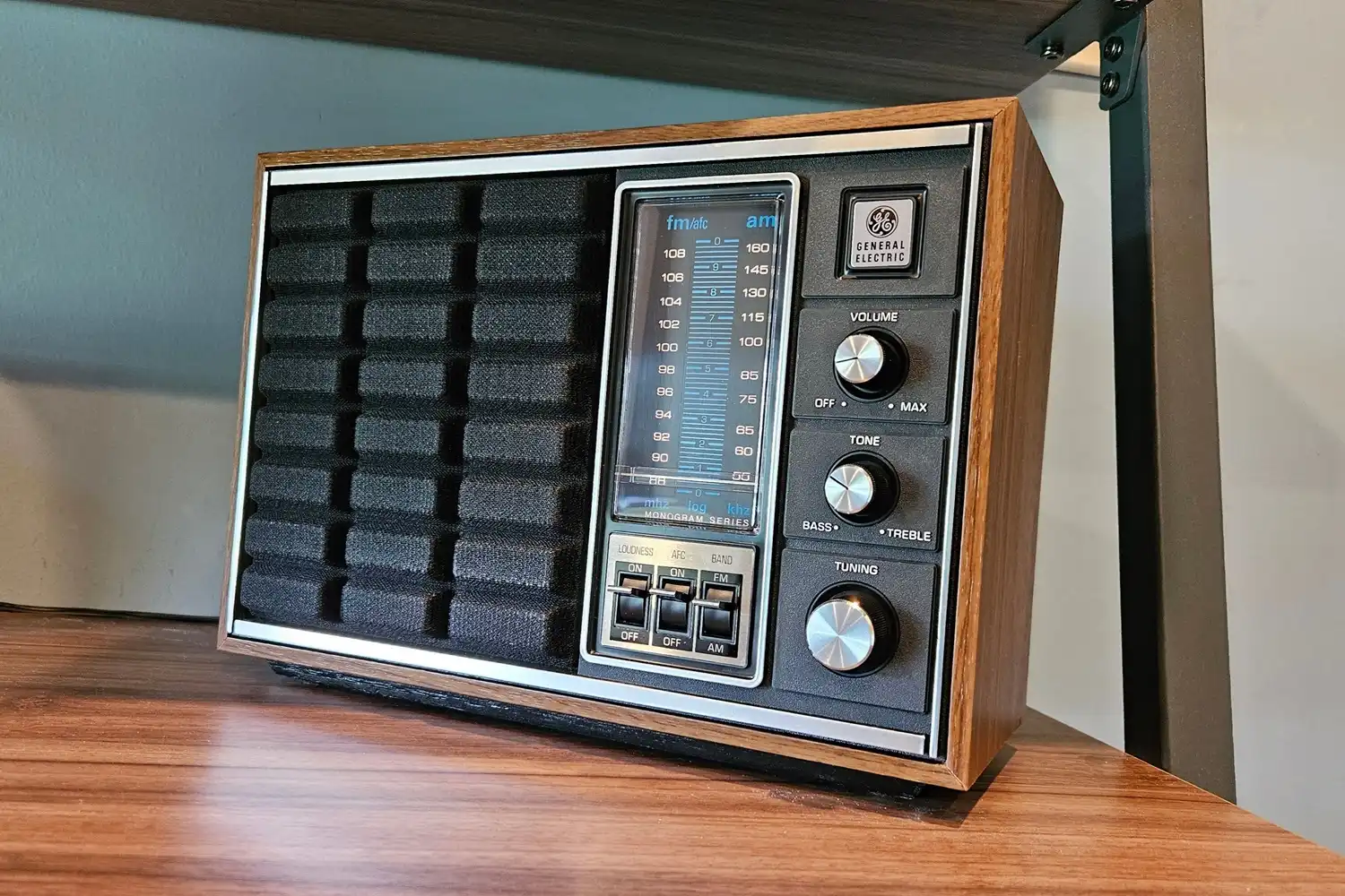 Transforming a retro radio into a modern, always-on music hub